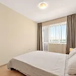 Danili нов двустаен с басейн и паркомясто в гр Apartmán Bjala