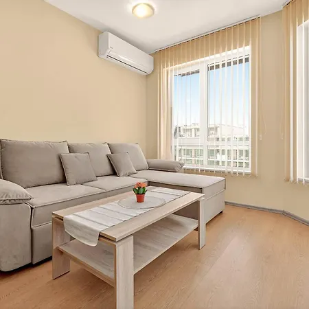 Apartament Danili нов двустаен с басейн и паркомясто в гр Bjała
